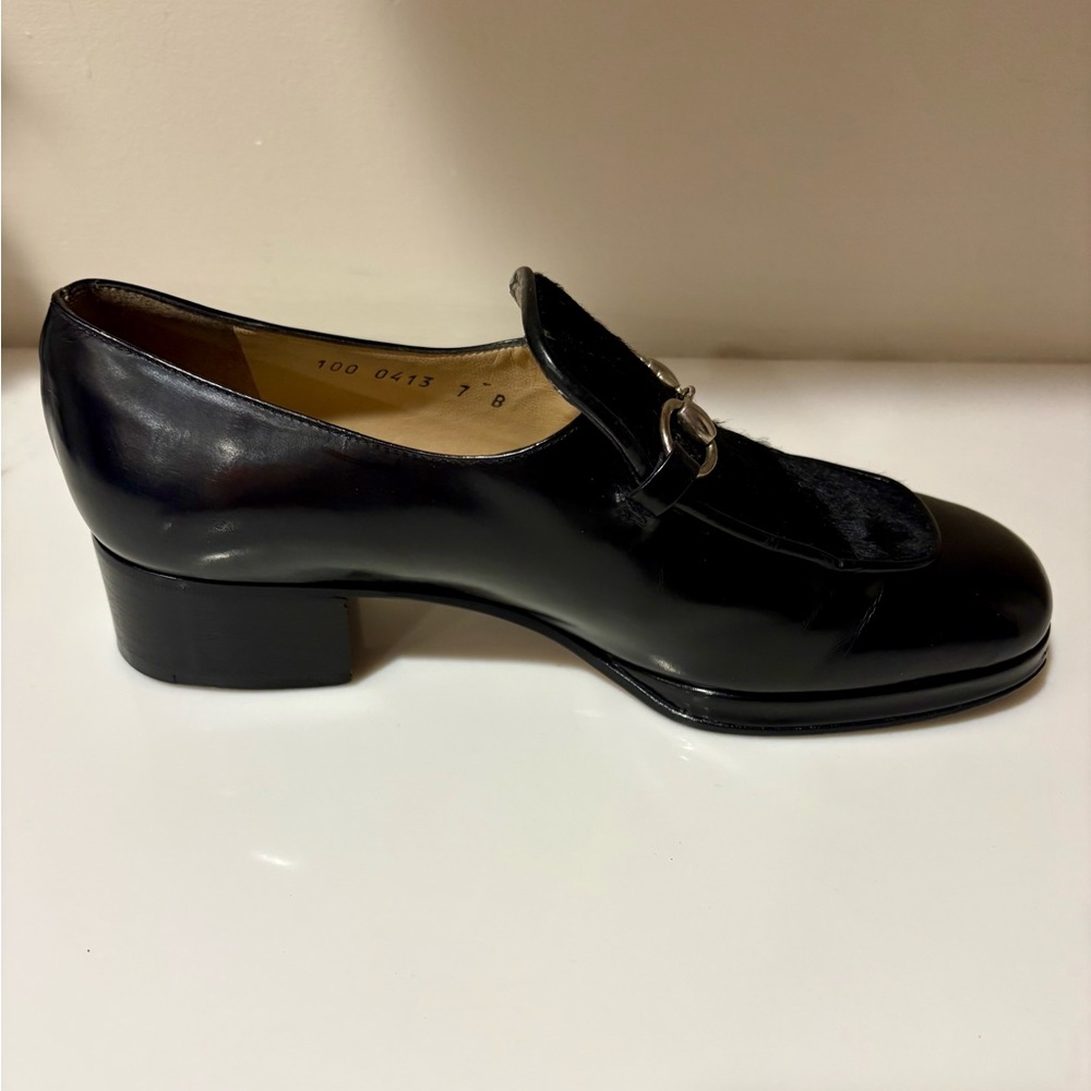 Gucci Black Leather Loafers with Silver Detail - Picture 5 of 6